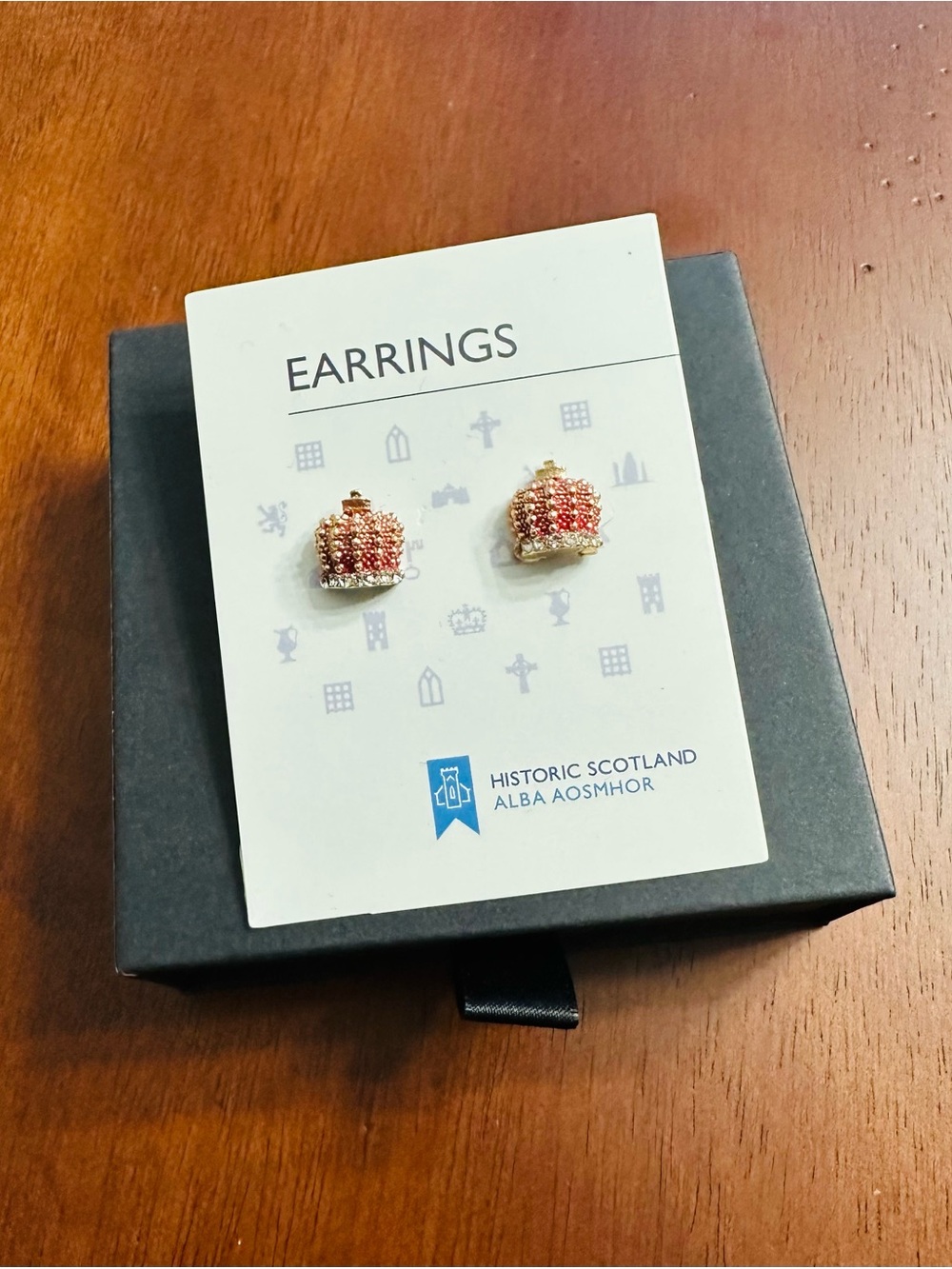 Historic Scotland Crown Stud Earrings - Red and Gold